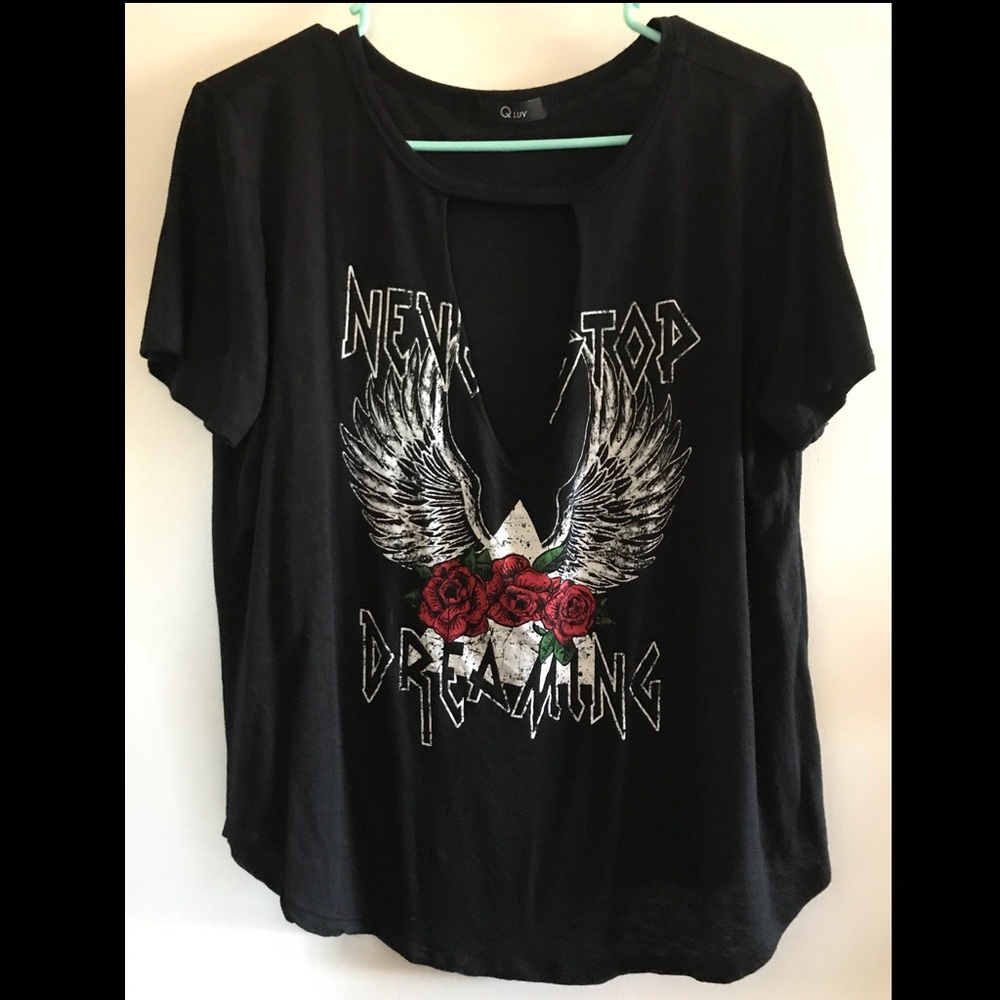 Tee shirt