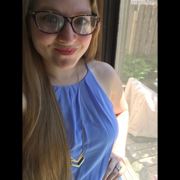 Meet your Posher, Olivia - Picture 2 of 5