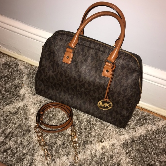 Michael Kors hand bag - Picture 2 of 4