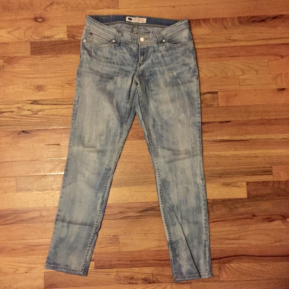 Levi’s Demi Curve washed Jeans. Size 9