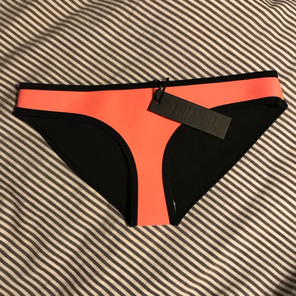 NWT Triangl Bikini Bottoms Small. Arizona Sunset