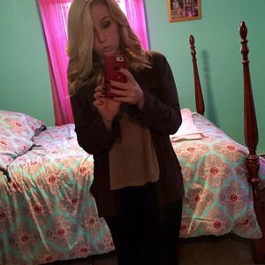 Meet your Posher, Jessica