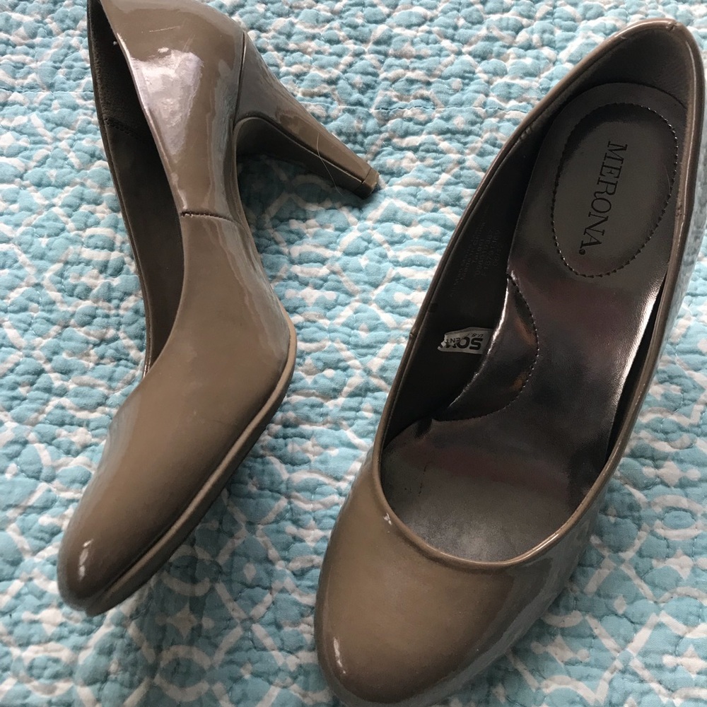 Nude colored pumps