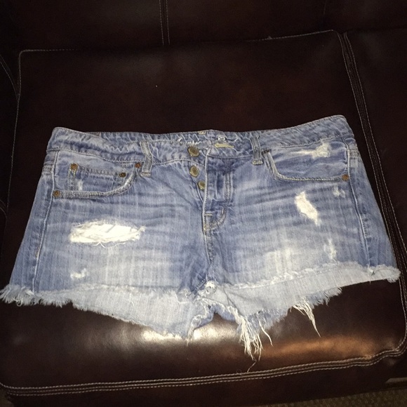 American Eagle Outfitters Pants - American Eagle Outfitters Frayed Denim Shorts - 10