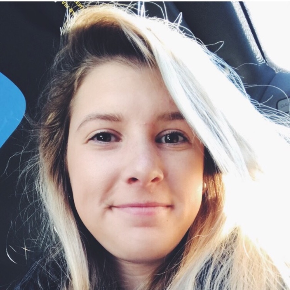 Meet your Posher, Julia