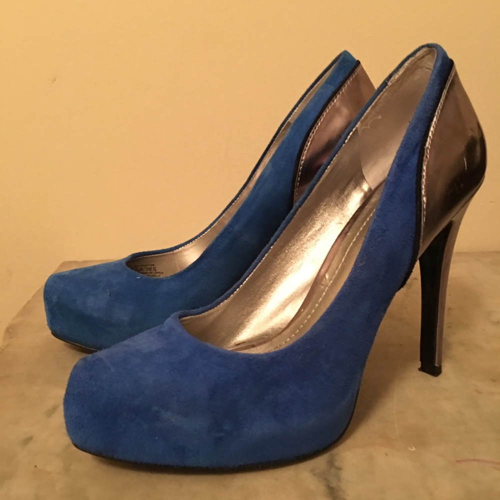 BCBGENERATION blue suede platform heels.