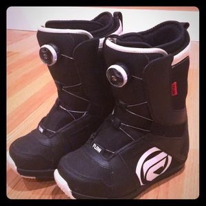 Flow Boa Snowboarding shoes•Size 6.5•