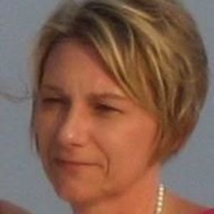 Meet your Posher, Lora