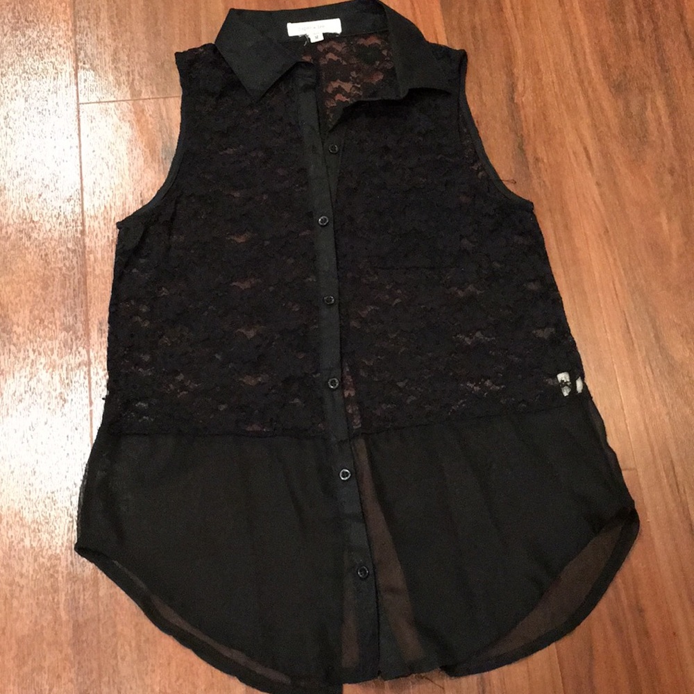 Floral Lace & Chiffon Collared Button Down Top