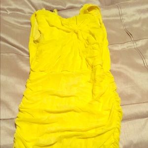 Bebe Yellow Size Medium Dress