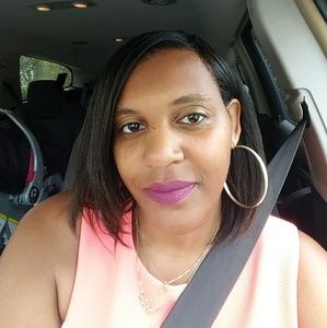 Meet your Posher, Sharmaine