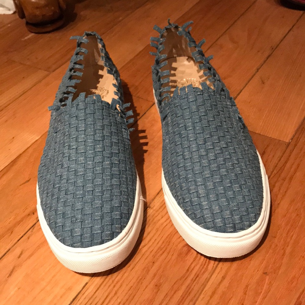 Vince Camuto Jean Flats/Loafers