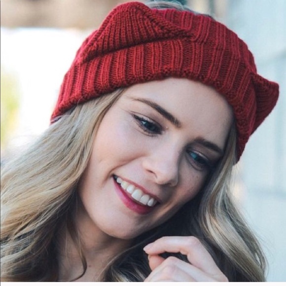 🔥Hot Seller 🔥 Last One Red Kitty Ear Warmer - Picture 2 of 3