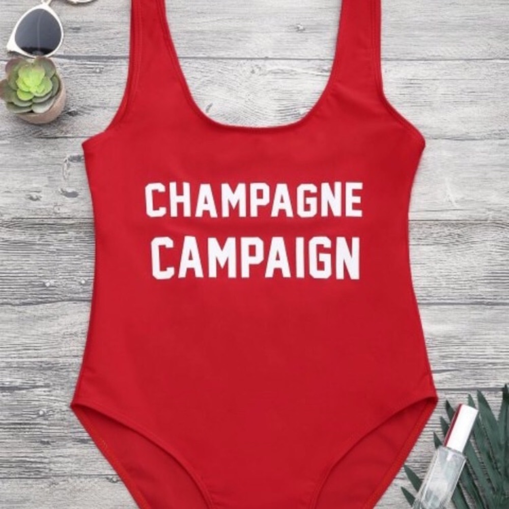 ZAFUL- red graphic swimsuit