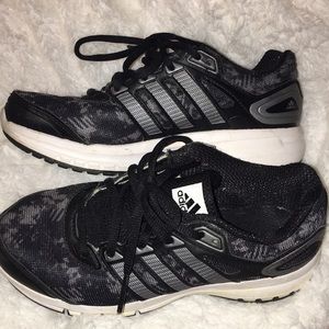 Kids Size 2 Adidas Shoes