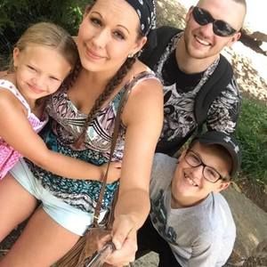 Meet your Posher, Christian