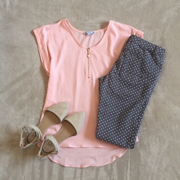 Pink Iris top zipper detail size medium tunic blouse - Picture 1 of 1