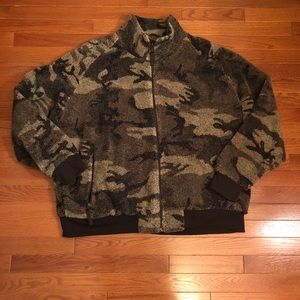 Mens Cabelas Fleece Camo Hunting Jacket 