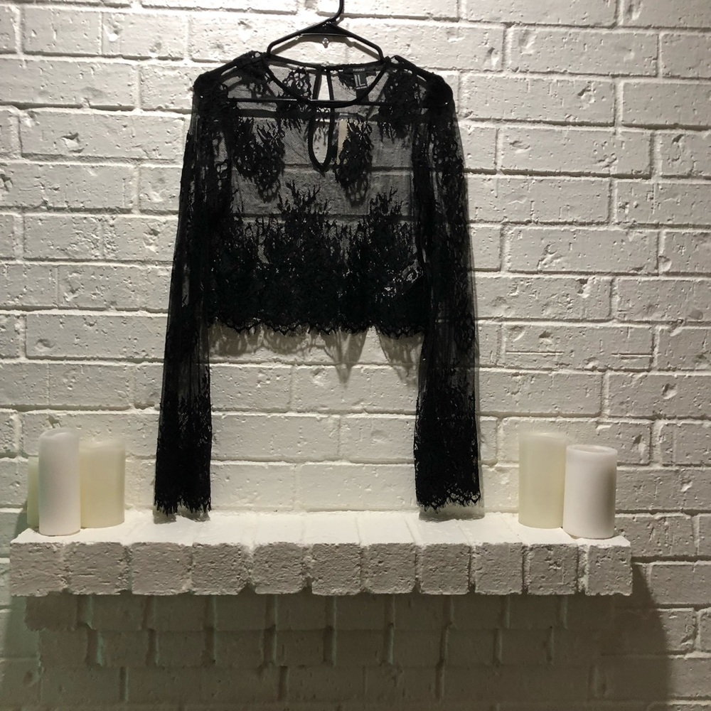 Black Lace Bell Sleeve Crop Top