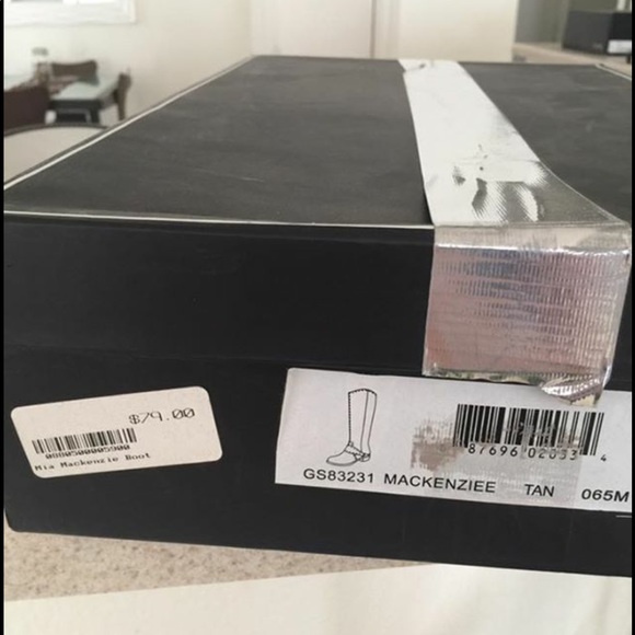 Brown boots - Picture 2 of 2