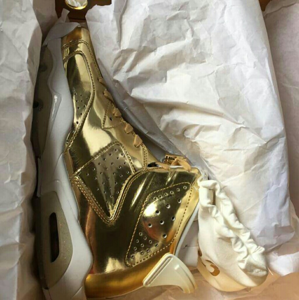Authentic Pinnacle 6s size 8.5