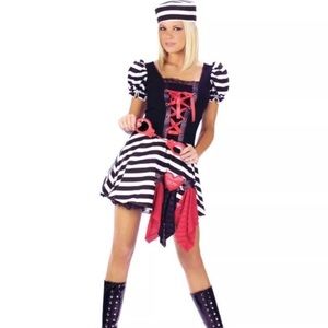 Prisoner of love costume