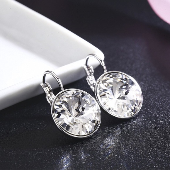 Swarovski Stones Leverback Earrings. - Picture 6 of 8