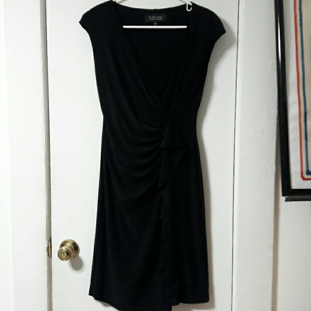 Black Label by Evan-picone  dress 🍷