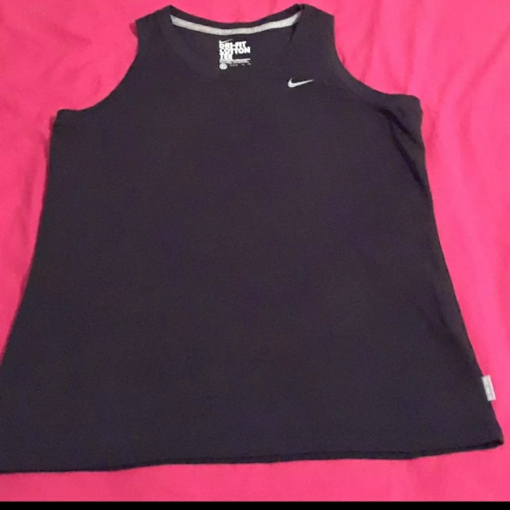 Nike tank