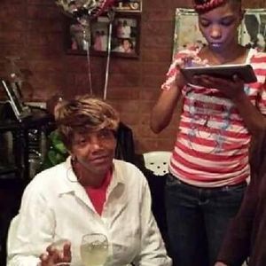 Meet your Posher, Ebony