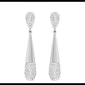 Cypress pierced earrings.