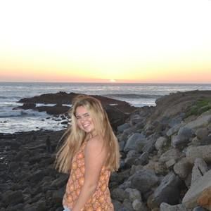 Meet your Posher, Mia