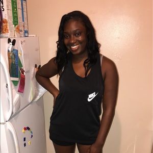 Meet your Posher, Laporscha