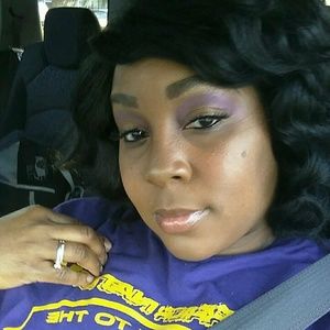 Meet your Posher, Lakeisha