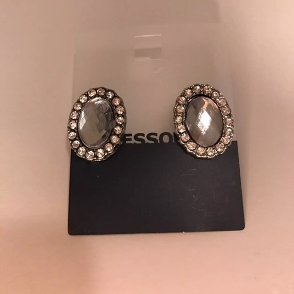 Earrings - Picture 2 of 2