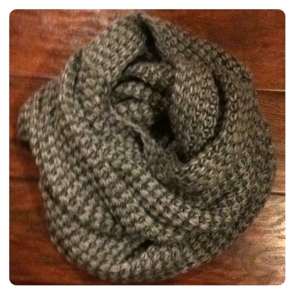 Infinity scarf