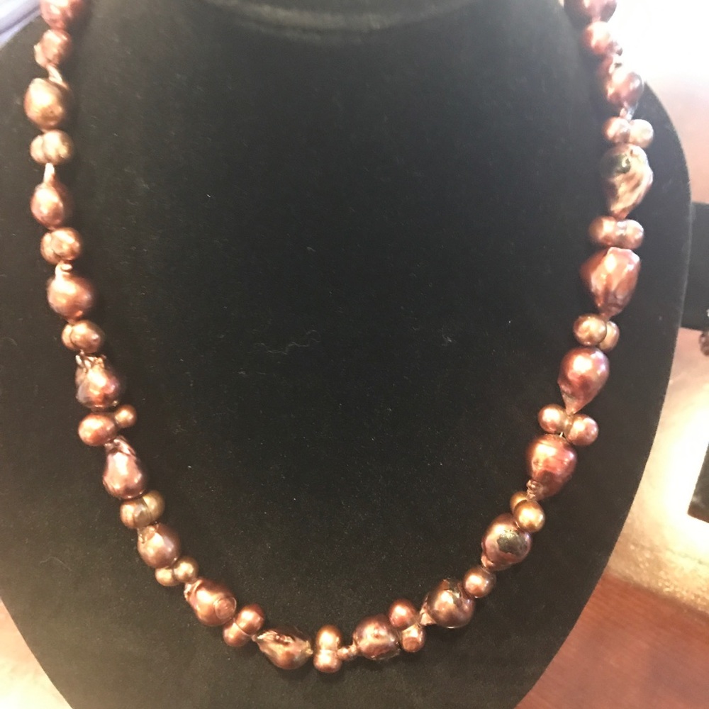 Handmade real water pearl necklace
