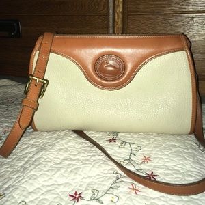 Vintage Dooney and Bourke zipper case