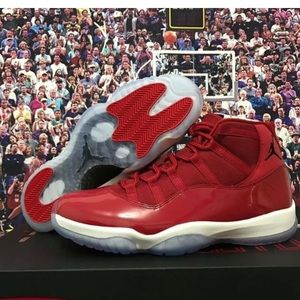 Meet your Posher, Alejandro