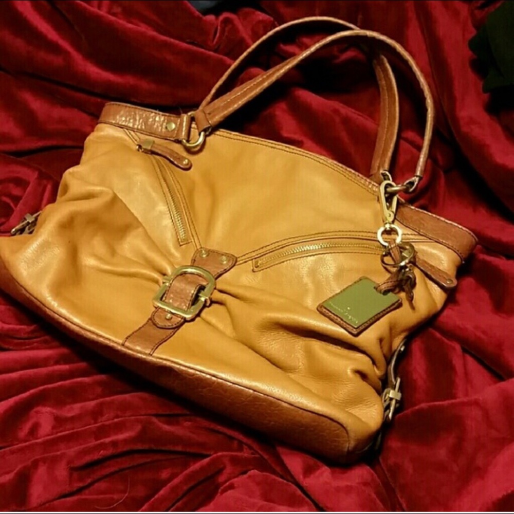 💯 % Leather Etienne Aigner Purse