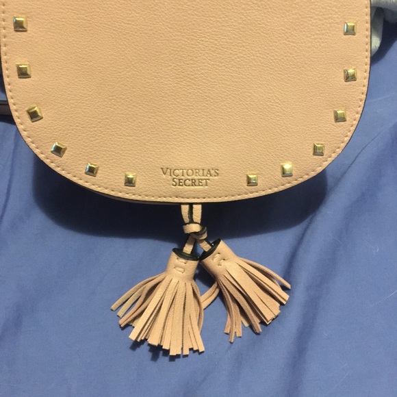 Victoria’s Secret Crossbody Festival Purse - Picture 6 of 7