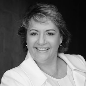 Meet your Posher, Vivian