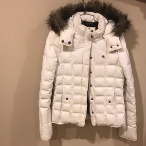 Abercrombie and Fitch White Puffer Jacket