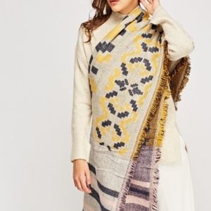 Beautiful Geo Print Scarf
