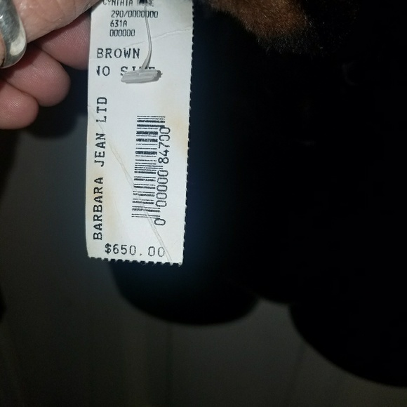 Cynthia Rose fur scarf - Picture 3 of 3