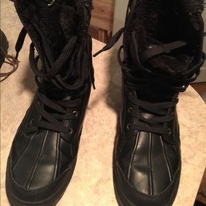 Rocawear  boots size 11