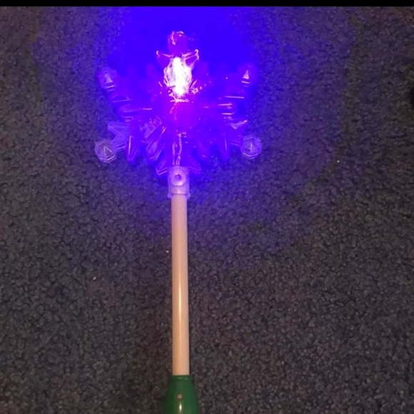 Light toy 3 settings - Picture 3 of 3