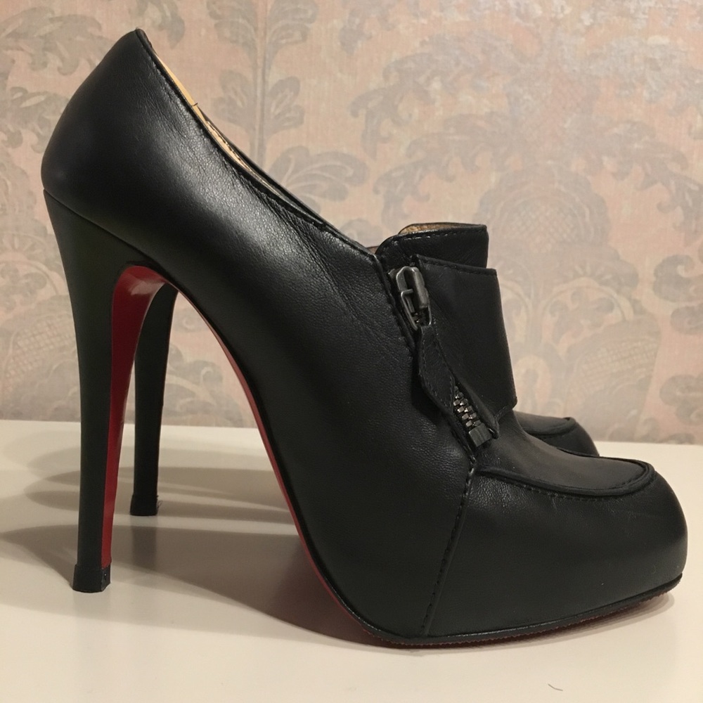 Christian Louboutin Lapono booties in black kid