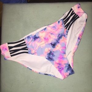 VS bikini bottoms