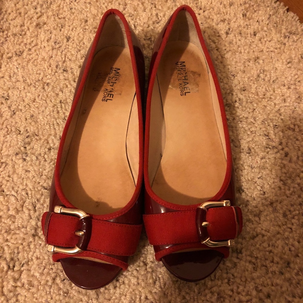GUC Michael Kors red buckle flats